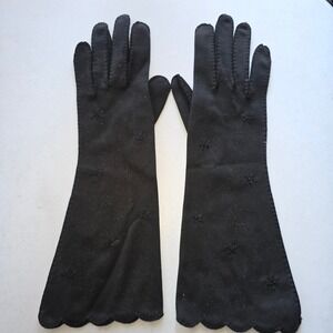 Shalimar Vintage‎ Black Nylon Embroidered Scalloped Opera Gloves Size 6.5 1950s